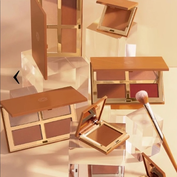 ✨ COMPLEX CULTURE Baked Highlighter & Bronzer Quad / Shade: Pleasure Points - Picture 3 of 6